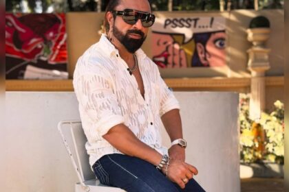 అజాజ్ ఖాన్ ఫోన్ స్విచ్ ఆఫ్ చేసింది, అతని కోసం వెతుకుతోంది: ముంబై పోలీసులు