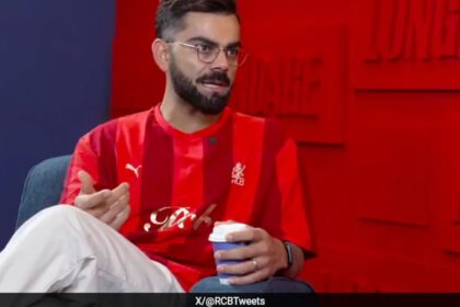 "అతను నన్ను ఒంటరిగా వదిలేయడు": విరాట్ కోహ్లీ ఈ ఆర్‌సిబి స్టార్‌తో గదిని పంచుకోవటానికి ఇష్టపడడు