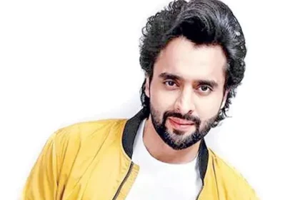 ఆస్తులు తాకట్టు పెట్టిన హీరో
