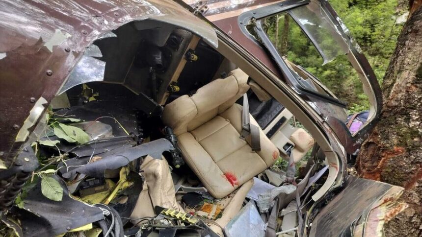 ఉత్తరాఖండ్ లో కుప్పకూలిన ప్రైవేట్ చాపర్; ఆంధ్రప్రదేశ్ టీడీపీ ఎంపీ ఎంపీ సోదరి సహా ఆరుగురి మృతి మృతి- ఉత్తరాఖండ్స్ ఉత్తర్కాషి 5 డెడ్ లోని భగీరతి నది సమీపంలో హెలికాప్టర్ క్రాష్ అవుతుంది,