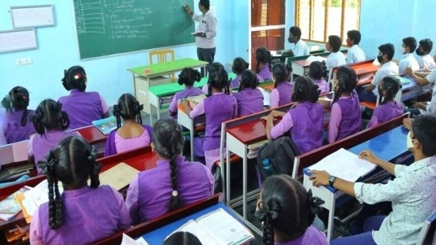 ఏపీ ఉపాధ్యాయ ఉపాధ్యాయ సంఘాల ఐక్య వేదికతో రాష్ట్ర ప్రభుత్వ చర్చలు విఫలం విఫలం..రేపు డీఈఓ కార్యాలయాల కార్యాలయాల ముట్టడి ముట్టడి
