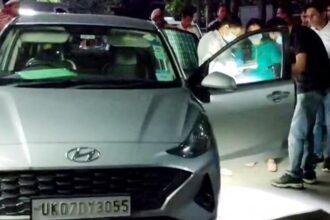 ఒకే కుటుంబంలో ఏడుగురి ఆత్మహత్య ఆత్మహత్య: అప్పులు, వ్యాపార వైఫల్యాలపై పోలీసుల విచారణ పోలీసుల