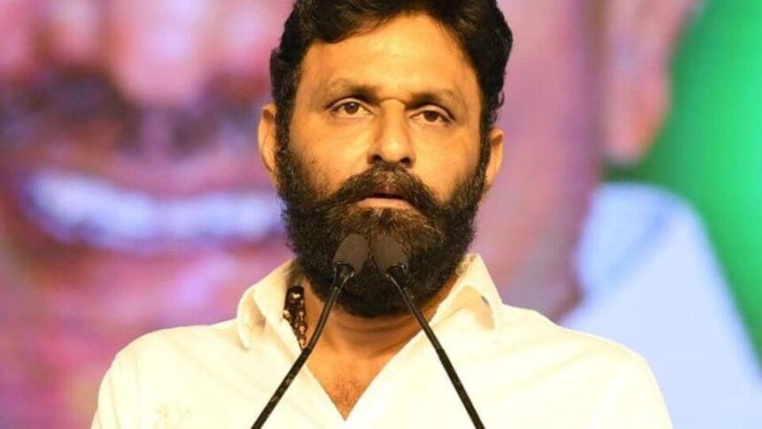 కొడాలి నానిపై లుకౌట్‌? విదేశాలకు వెళ్తారనే అనుమానంతో టీడీపీ టీడీపీ నేతల నేతల ఫిర్యాదు ..