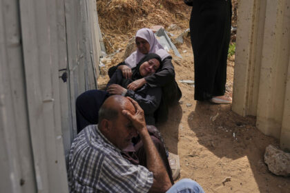 గాజాలో మరోసారి రక్తపాతం: డొనాల్డ్ డొనాల్డ్ ట్రంప్ పర్యటన వేళ భీకర భీకర .. 50 మందికి పైగా పైగా పైగా