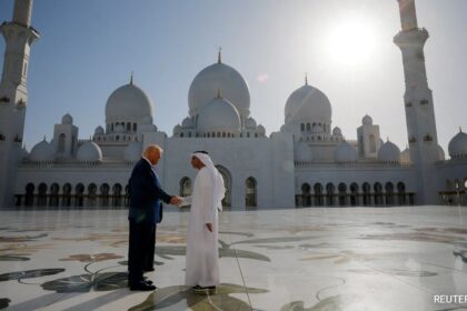 డొనాల్డ్ ట్రంప్ యుఎఇతో 200 బిలియన్ డాలర్ల ఒప్పందాలను ప్రకటించారు, AI ఒప్పందం కూడా సంతకం చేసింది