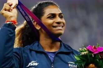 నాన్న టీ అమ్ముతూ ..