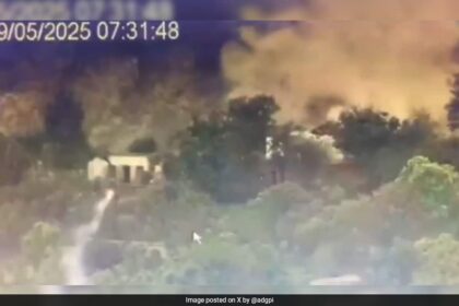 పాక్ టెర్రర్ స్థావరాలపై భారతదేశం చేసిన సమ్మెపై వర్గాలు