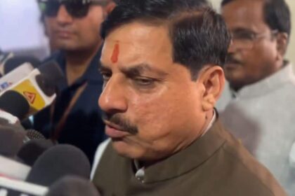 మంత్రి ఆర్మీ అధికారిపై మోహన్ యాదవ్ వ్యాఖ్యానించారు