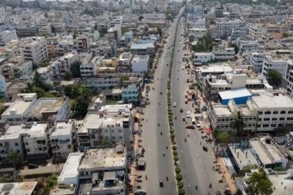 మన బెజవాడ నగరం నగరం .. ఏదైనా జరిగితే జరిగితే ఏంటి? తప్పదు భారీ మూల్యం!