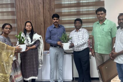 మాల్ గ్రామానికి ఆత్మ నిర్భర్ అవార్డు అభినందనీయం