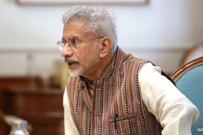 మొదటిది, ఎస్ జైశంకర్ తాలిబాన్ విదేశాంగ మంత్రి, స్క్రిప్ట్స్ చరిత్రతో మాట్లాడుతుంది