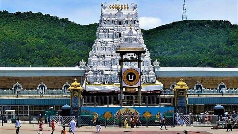 శ్రీవారి దర్శనం కోసం కోసం మహబూబ్‌నగర్‌ భక్తుల న్యాయపోరాటం… వినియోగదారుల కమిషన్‌ తీర్పుతో దిగొచ్చిన టీటీడీ టీటీడీ