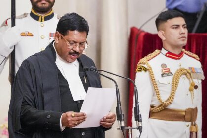 సీజేఐగా జస్టిస్ ఆర్ గవాయ్ ప్రమాణ స్వీకారం