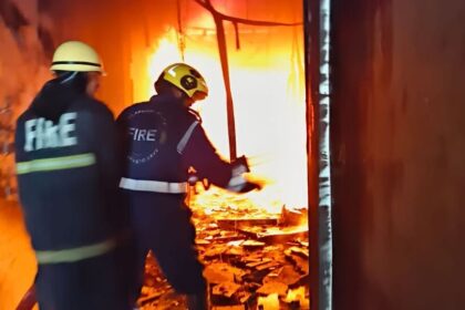 హైదరాబాద్ పాతబస్తీలో భారీ అగ్నిప్రమాదం - 8 మంది మంది మృతి ...!