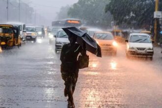 తెలంగాణలో మరో 3 రోజులు భారీ వర్షాలు ...! ఈ జిల్లాలకు 'ఐఎండీ'
