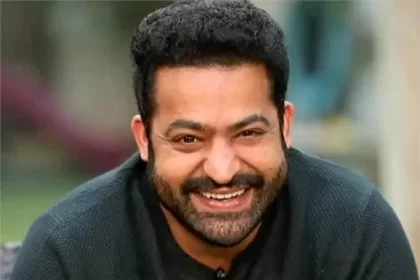 బెంగుళూరు, పంజాబ్ పంజాబ్ ఐపిఎల్ ఫైనల్ మ్యాచ్ లో ఎన్టీఆర్ మూవీ!