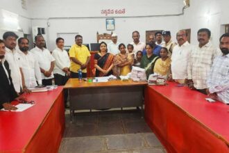 మెగా లోక్ అదాలత్‌లో ఏకమైన ఏకమైన