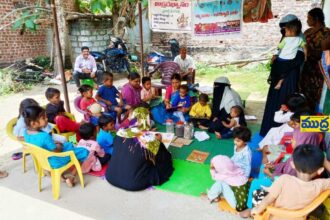 రెండున్నరేళ్ళు దాటితే పిల్లల అంగన్ వాడి బడికి పంపాలి పంపాలి