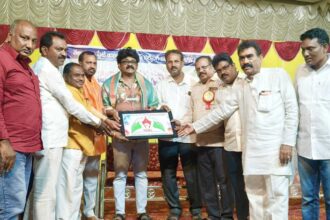 జర్నలిజానికి నైతిక దిక్సూచి: మల్లవఝల వంశీ కి ఘన అభినందనలు అభినందనలు