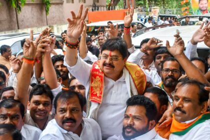 తెలంగాణ బీజేపీ అధ్యక్షుడిగా బాధ్యతలు స్వీకరించిన రాంచందర్ రావు రావు