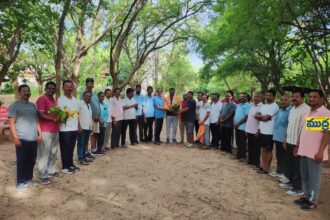 పోక్సో కోర్టు పబ్లిక్ ప్రాసిక్యూటర్ కు సన్మానం