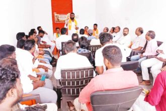 బీజేపీ విజయం కోసం ప్రతి కార్యకర్త శ్రమించాలి