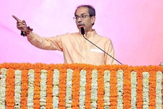 ముంబై రీ రీ యూనియన్ ర్యాలీలో 'పుష్ప' సినిమా సినిమా డైలాగ్ చెప్పిన ఉద్ధవ్ ఉద్ధవ్ ఉద్ధవ్