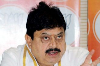 ముస్లిం ఓబీసీ రిజర్వేషన్లపై రాజకీయ రాజకీయ వేడి వేడి: బీజేపీ, కాంగ్రెస్ మధ్య మాటల మాటల మాటల