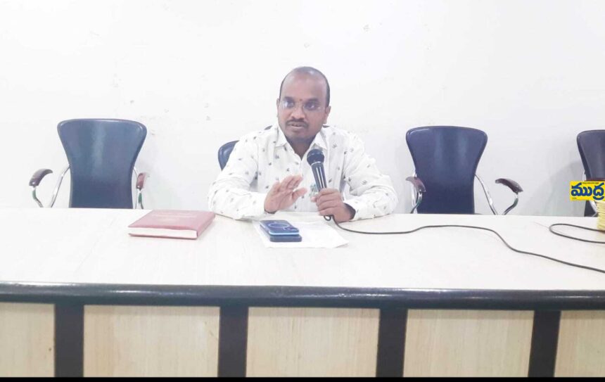 వర్షాకాల దృష్ట్యా పారిశుద్ధ్యం పకడ్బందీగా పకడ్బందీగా