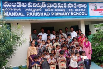 విద్యార్థులకు స్కూల్ బ్యాగ్స్ బ్యాగ్స్ - ముద్రా న్యూస్