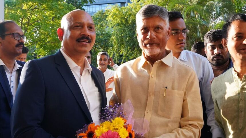సింగపూర్ పర్యటనకు సీఎం చంద్రబాబు చంద్రబాబు - పెట్టుబడులే పెట్టుబడులే 5 రోజుల రోజుల టూర్ ..!