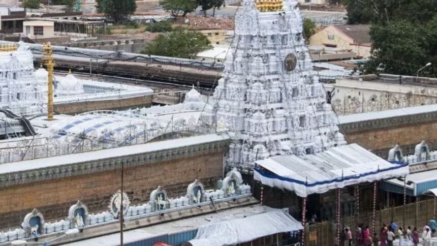 హైదరాబాద్ టు టు - ఆగస్ట్ ఆగస్ట్ జర్నీ జర్నీ, మీకోసమే ఈ టూర్ ప్యాకేజీ ప్యాకేజీ