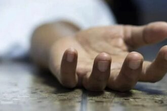 హైదరాబాద్: తండ్రిని దారుణంగా చంపేసి ... సెకండ్‌ షో సినిమాకు వెళ్లిన వెళ్లిన కూతురు ..! వెలుగులోకి సంచలన