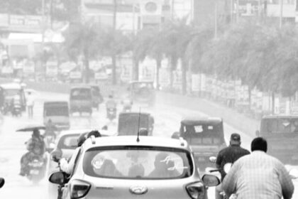 హైదరాబాద్‌ వాసులరా .... అలర్ట్ అలర్ట్ గా - పలు పలు ప్రాంతాల్లో భారీ భారీ ..!