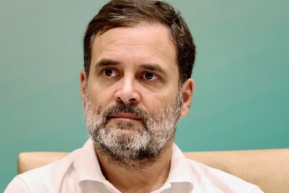 ఓట్ల చోరి ఆరోపణలు ఆరోపణలు: ఎగ్జాంపుల్స్‌ ఎగ్జాంపుల్స్‌ వీడియో విడుదల చేసిన రాహుల్ రాహుల్ గాంధీ- ఓటు చోరి ఛార్జ్ రాహు గాంధీ కాంగ్రెస్ ఎలా దర్యాప్తు చేసిందనే దానిపై కొత్త వీడియోను విడుదల చేసింది,