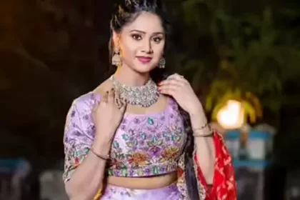 కలర్, ఎక్స్‌పోజింగ్ ఎక్స్‌పోజింగ్ .. అప్పుడే షో కి పిలుస్తాను పిలుస్తాను