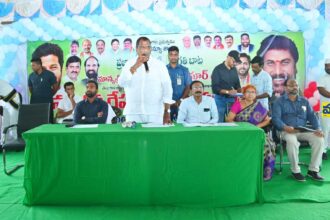 పదేళ్లుగా ఎదురు చూస్తున్న రేషన్ కార్డుల కల నెరవేరింది నెరవేరింది