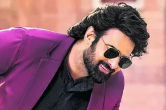 బాలీవుడ్‌ను భయపెడుతున్న ప్రభాస్‌ .. పోటీ నుంచి తప్పుకుంటున్న స్టార్‌ స్టార్‌!