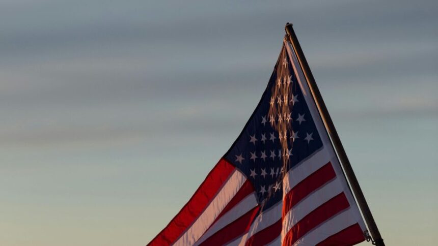 1 లక్ష డాలర్ల హెచ్ 1 బీ- వీసా- స్టూడెంట్ వీసాదారులకు కూడా కూడా?