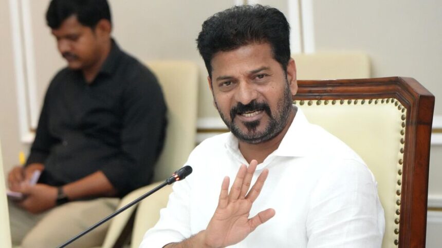 ఆర్ఆర్ఆర్ కోసం భూసేకరణను వేగవంతం చేయాలి చేయాలి: సీఎం రేవంత్ రెడ్డి రెడ్డి