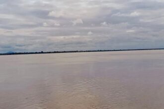 ఉరకలేస్తున్న గోదావరి .. భద్రాచలం వద్ద రెండో రెండో ప్రమాద!