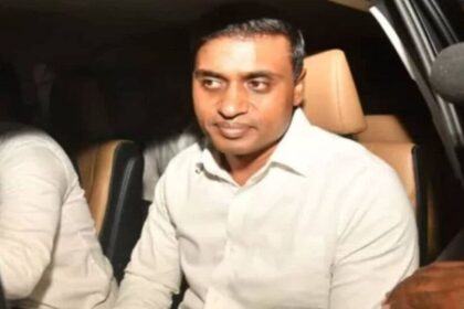 ఏపీ లిక్కర్ కేసులో కేసులో మరో - పోలీస్ కస్టడీకి ఎంపీ మిథున్ మిథున్ మిథున్