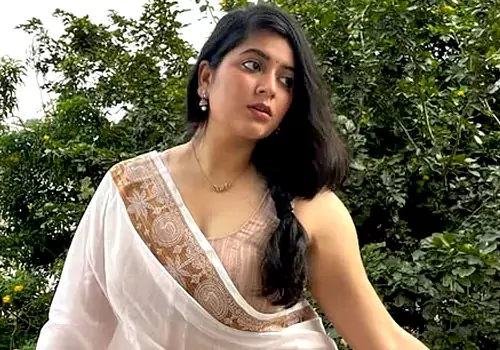 తనపై అసభ్యకర పోస్టులు పోస్టులు పెడుతున్నారని ఫిర్యాదు చేసిన టాలీవుడ్‌ నటి!