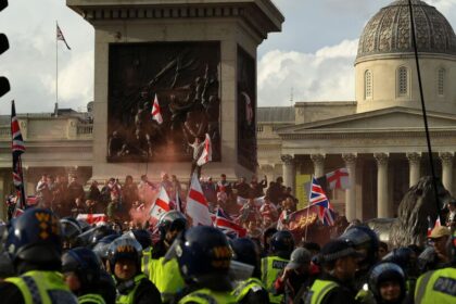 నిన్న- ఇవాళ ఇవాళ యూకే! వలసవాద వ్యతిరేక నిరసనలతో దద్దరిల్లిన దద్దరిల్లిన లండన్ ..