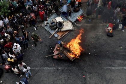 నేపాల్‌లో నిప్పు రాజేసిన 'నెపోటిజం' .. నిరుద్యోగ యువతలో ఆగ్రహావేశాలు యువతలో