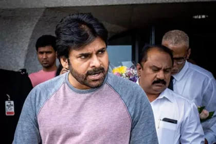 పవన్ కళ్యాణ్ కి అనారోగ్యం .. సడెన్ సడెన్ మంగళగిరి నుంచి హైదరాబాద్ హైదరాబాద్ కి ...