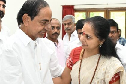 బీఆర్ఎస్ నుంచి ఎమ్మెల్సీ కల్వకుంట్ల కవిత కవిత సస్పెండ్ .. కేసీఆర్ షాకింగ్ షాకింగ్!