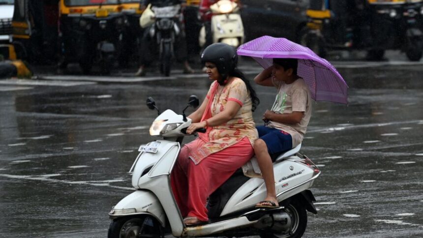 ముంబై రెయిన్ న్యూస్: ముంబైలో దంచికొడుతున్న వానలు- పూణెలో భారీ భారీ వర్షాలు ..