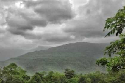 వాయుగుండం ఎఫెక్ట్ .. ఏపీ, తెలంగాణలో తెలంగాణలో భారీ అతి అతి భారీ!