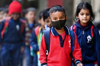 పాఠశాల సెలవుదినం: 10 రోజుల పాటు స్కూల్స్కి సెలవు- కర్ణాటక ప్రభుత్వం ప్రభుత్వం ప్రకటన .. కారణం కారణం!